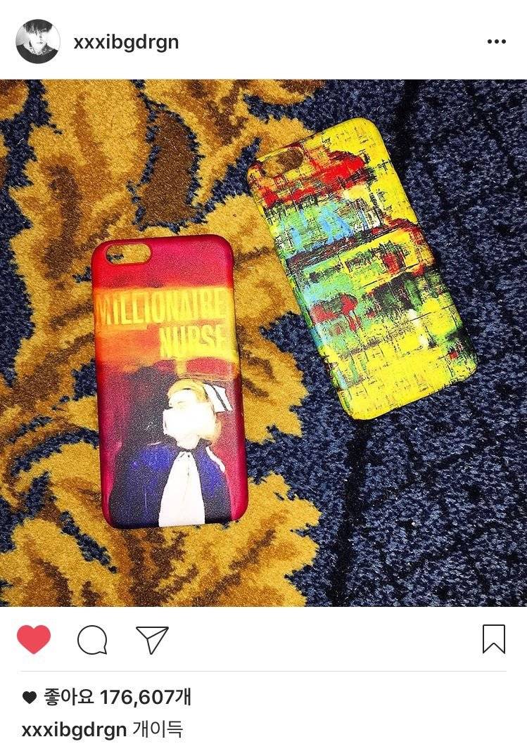 팬이 선물한 폰케이스 인증한 지드래곤.jpg | 인스티즈
