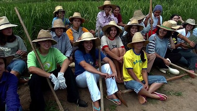 여성들만 모여 사는 평화롭고 아름다운 브라질 마을 '노이바 도 코르데이로' | 인스티즈