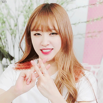 [눈호강주의] 하니가 앞머리를 항상 내리고 다니는 이유 | 인스티즈