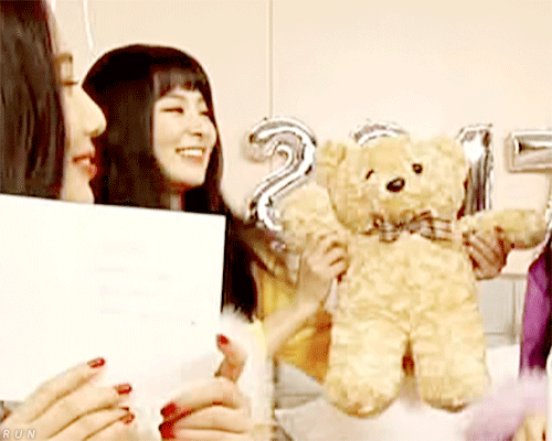 레드벨벳 곰슬기.gif | 인스티즈