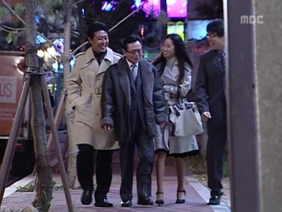 하이킥에서 유미 아빠를 죽인사람 처음에 위장을 했었던 직업 | 인스티즈