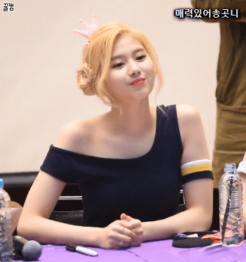 금발도 잘 어울리는 사나 | 인스티즈