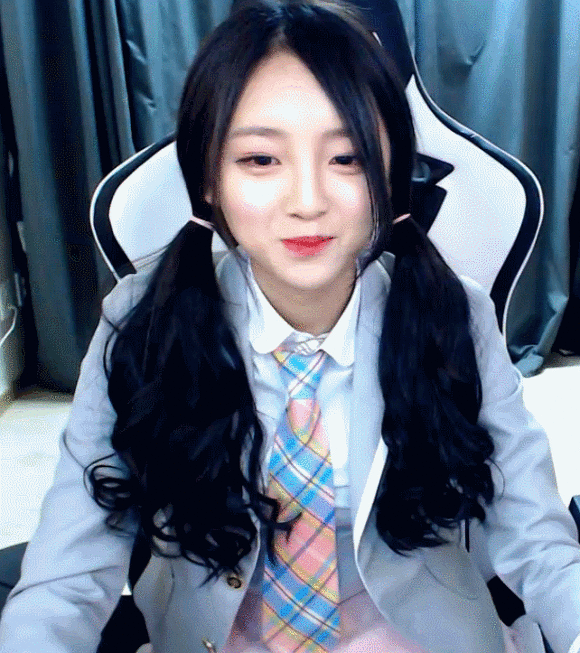 어느 BJ의 김세정 코스프레.gif | 인스티즈