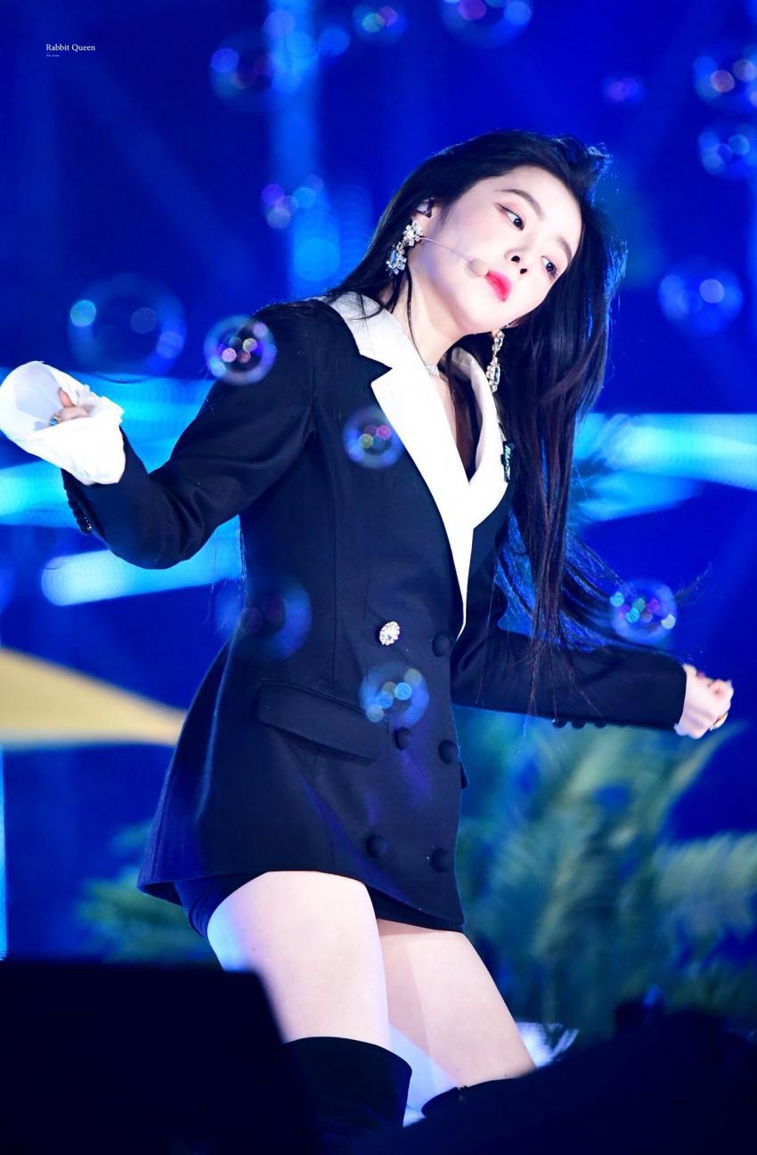 블랙이 잘어울리는 아이린.jpg | 인스티즈