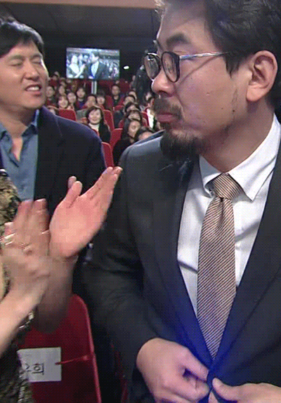 오늘자 청룡영화제 천우희ㄷㄷㄷ.gif | 인스티즈