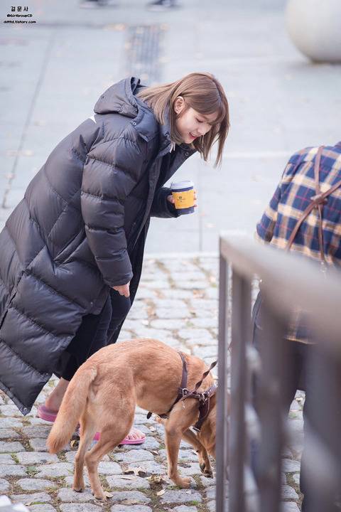 [에이핑크] 점심 먹고와서 하영이 | 인스티즈
