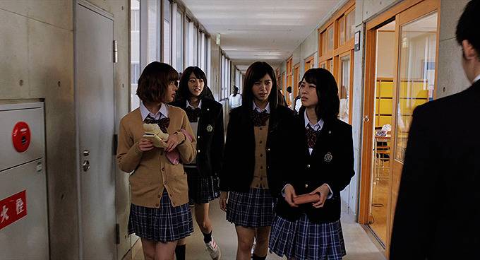 [늑대소녀와흑왕자] 남주가 쓰레기라 생각이 들다가도 와꾸보면 화가 풀리다가도 쓰레기라 생각이 드는 영화 01 | 인스티즈