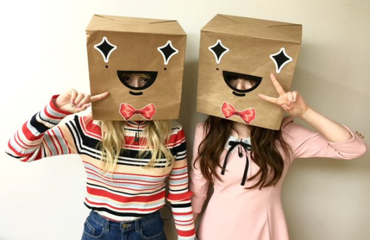 족발자매 트와이스 모모 x 러블리즈 케이.gif | 인스티즈