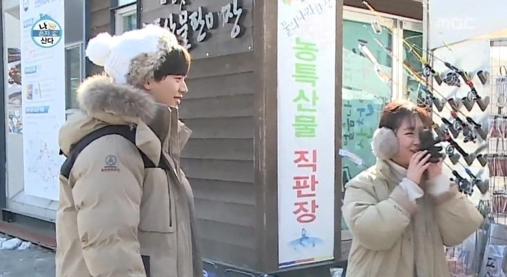 잘생긴 남자를 본 여자의 반응.jpg | 인스티즈