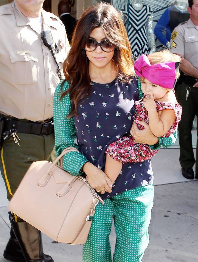 헐리우드 스타들의 아이 안기.jpg | 인스티즈