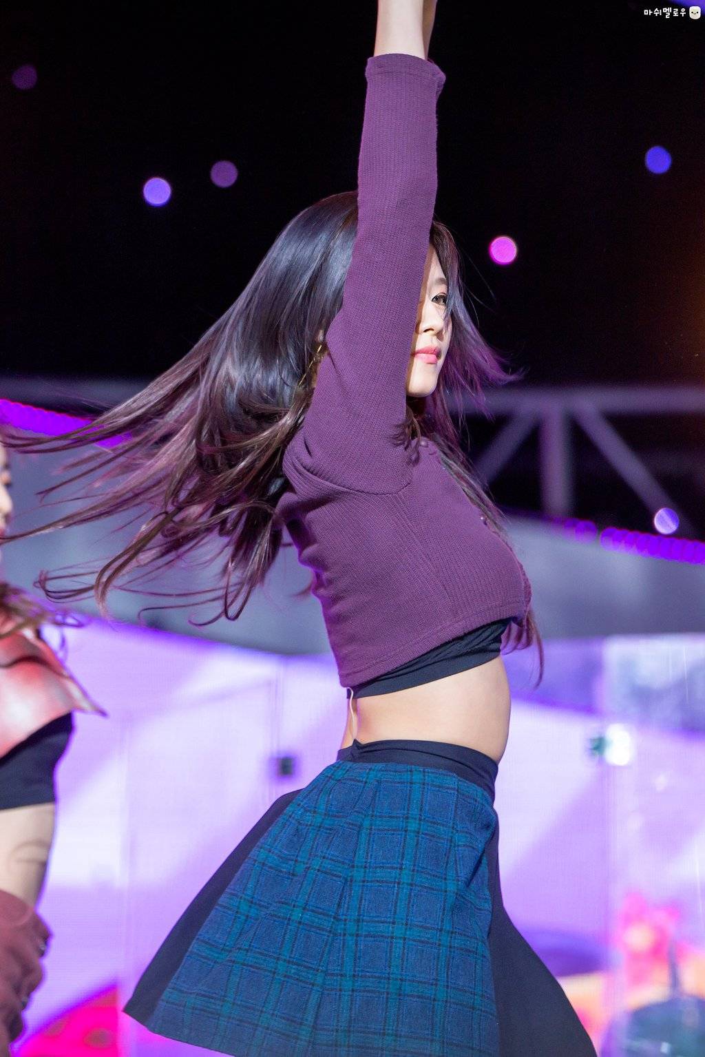  사람 홀린다고해서 사나 | 인스티즈