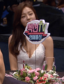 설인아 (96.01.03 & 167cm) - 2017 MBC 연예대상 | 인스티즈