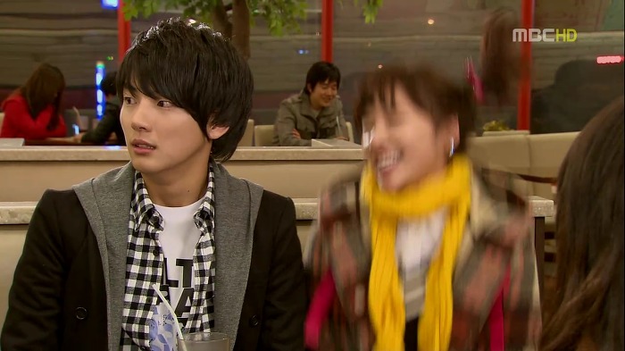 [지붕뚫고하이킥] 띠드버거.jpg | 인스티즈