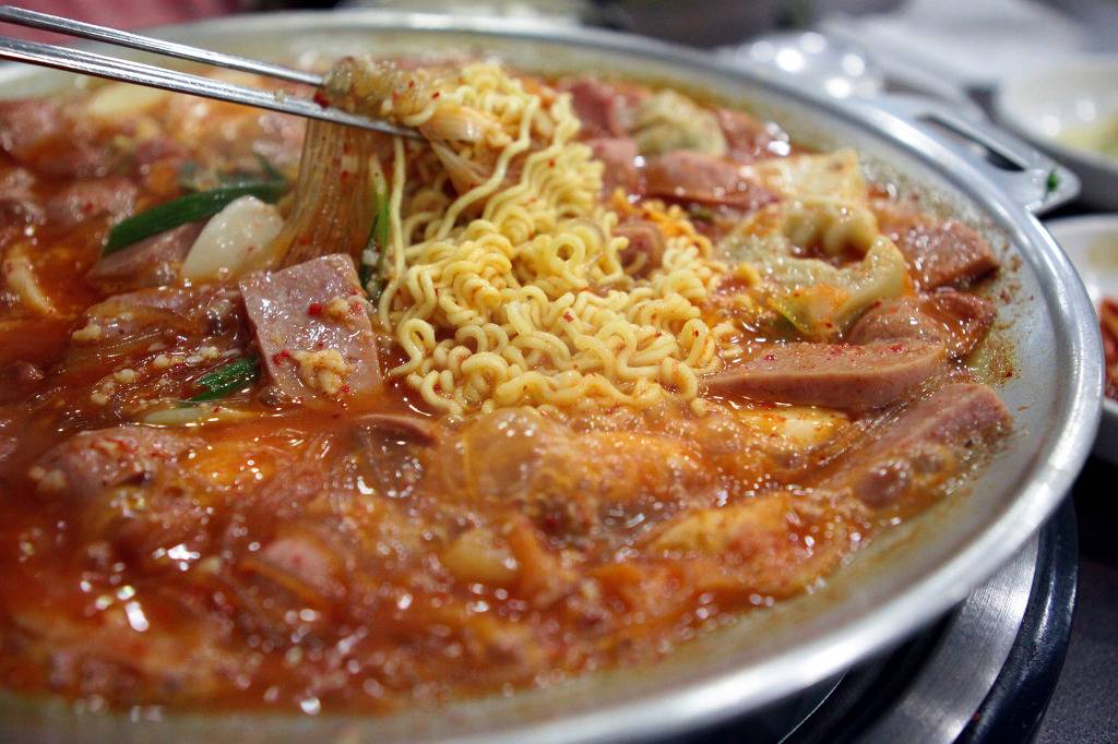 내가 먹고싶어서 올리는 부대찌개 .jpgif (움짤주의) | 인스티즈