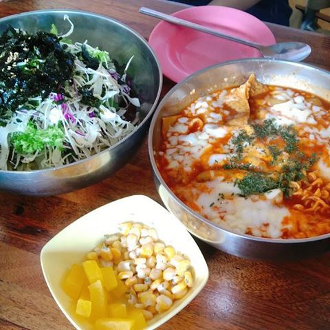 빨봉분식 빨봉떡볶이 (+사이드) gifjpg - 인스티즈(instiz, 音思提资) 인티포털 [인티포털] 떡볶이더쿠! 빨봉분식 빨봉떡볶이 (+사이드)... 