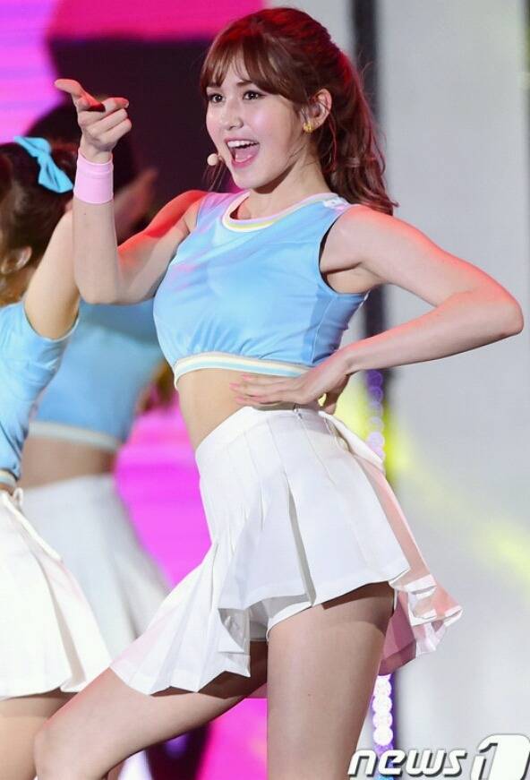 [고르기] 인기짱으로 살기 VS 그냥 살기 | 인스티즈