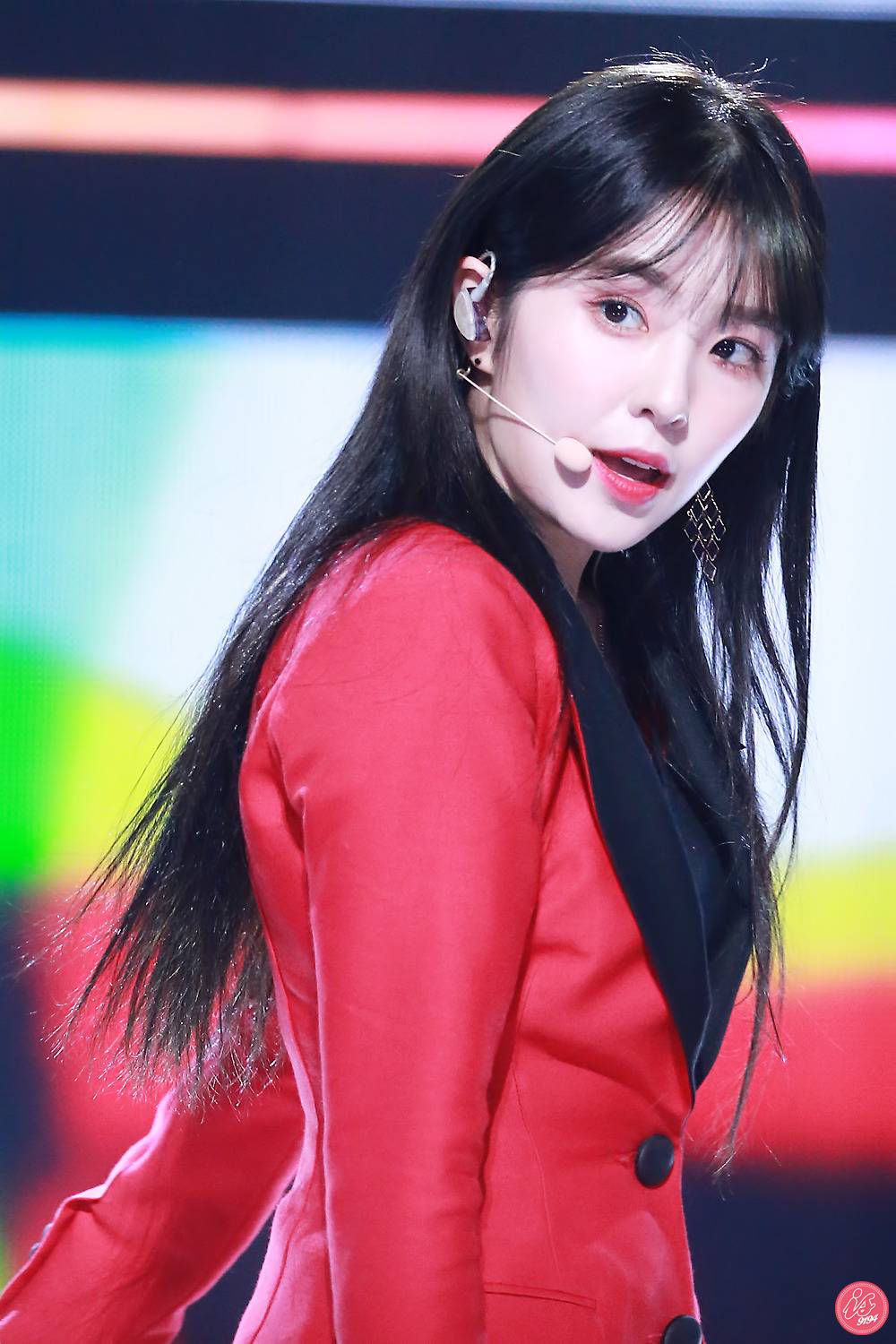 연말에도 예쁜 얼굴천재 아이린.jpg | 인스티즈