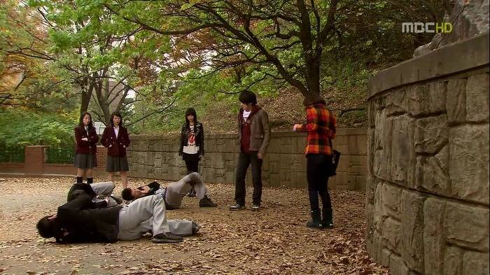 [지붕뚫고하이킥] 띠드버거.jpg | 인스티즈