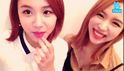 [트와이스] 대표 케미 미챙(미나+채영) 짤들.jpg | 인스티즈