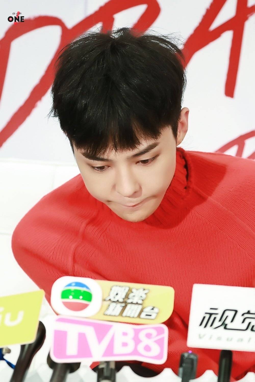 아이돌미 터진 10년전 지드래곤.gif | 인스티즈