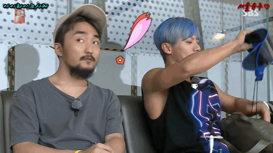 자신만의 독자노선이 확실한 이재진에 당황하는 유병재 | 인스티즈