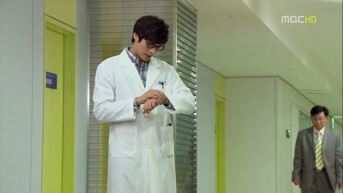 [지붕뚫고하이킥] 떡실신 제조기와 지옥에서 온 식모의 술주정.jpg | 인스티즈