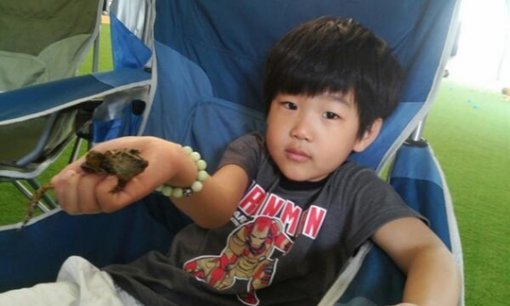 아빠어디가 10준수랑 어릴때 과거사진까지 짱똑인 남자배우 | 인스티즈