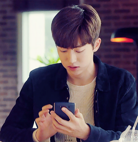 대학교 연하남이 썸남이 되어가는 과정.gif | 인스티즈