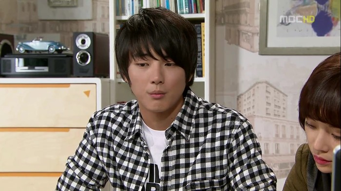 [지붕뚫고하이킥] 띠드버거.jpg | 인스티즈