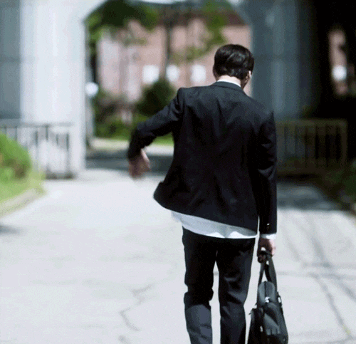 연기하는 본인도 왜 하는지 의문이라는 대사(feat.마! 어깨피라!).jpg | 인스티즈