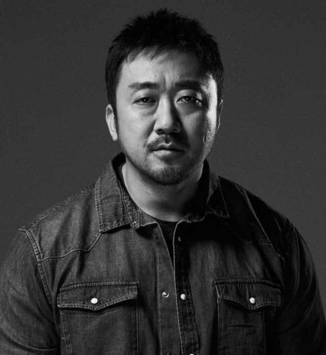 개강후 밥 사달라면 복학생 오빠들이 밥 잘 사줄것같은 신입생 | 인스티즈