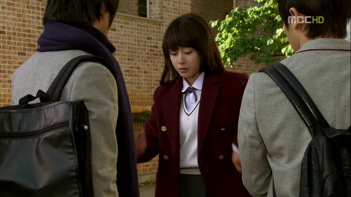 [지붕뚫고하이킥] 띠드버거.jpg | 인스티즈