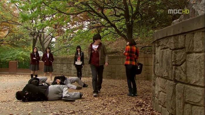 [지붕뚫고하이킥] 띠드버거.jpg | 인스티즈