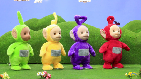 나비 쫓는 텔레토비.jpg (텔레토비 무서워하는 사람 주의) | 인스티즈