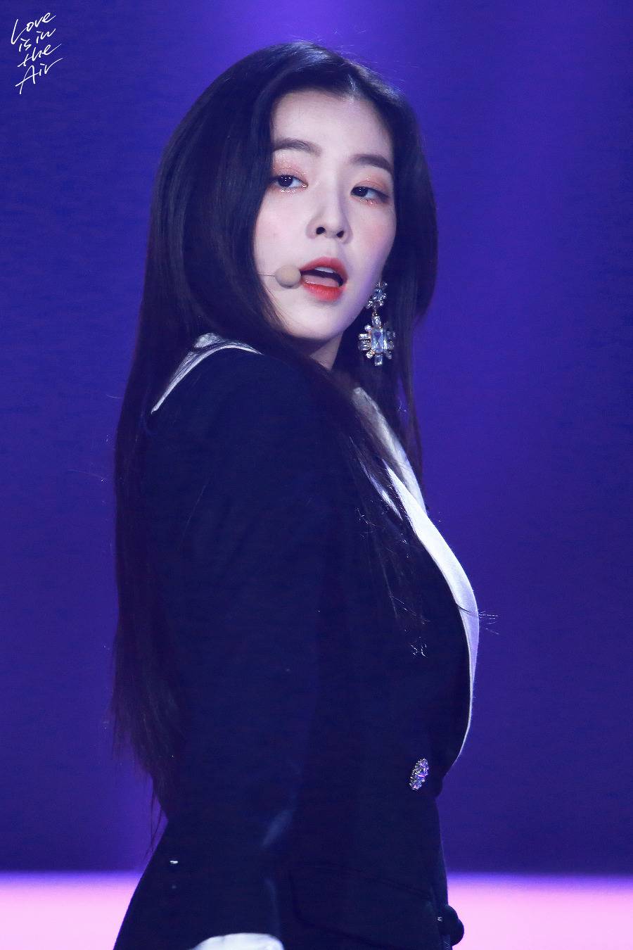 연말에도 예쁜 얼굴천재 아이린.jpg | 인스티즈