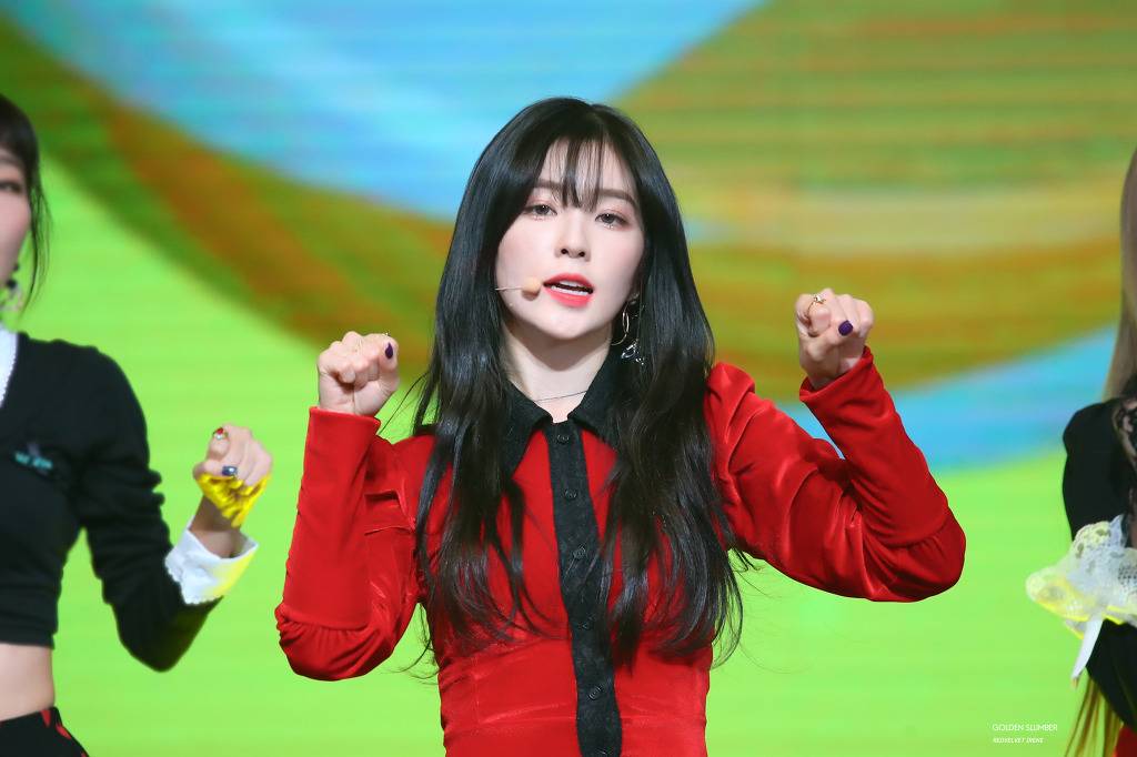 연말에도 예쁜 얼굴천재 아이린.jpg | 인스티즈