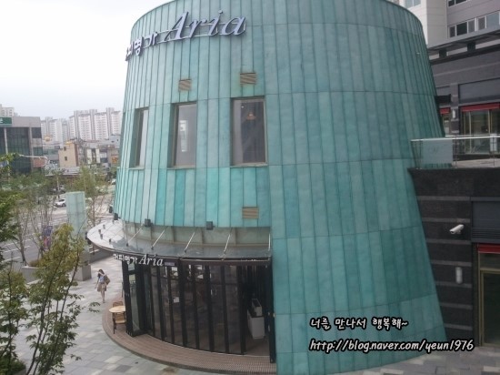 대구에서 전국구 프랜차이즈 카페가 다른 지역만큼 성공하지 못하는 이유.jpg | 인스티즈