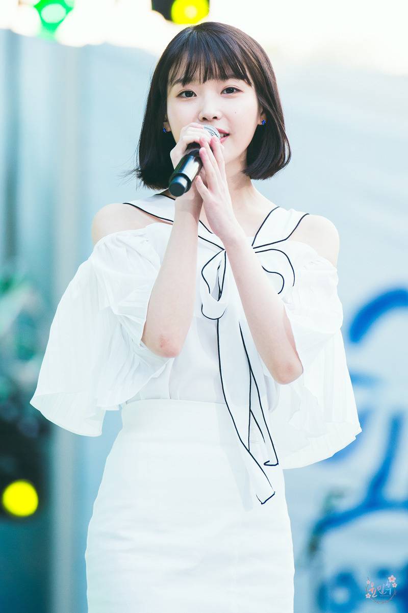 2017시즌 아이유 직찍 모음.jpg | 인스티즈