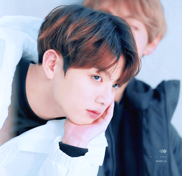 정국 무표정에 대한 이미지 검색결과
