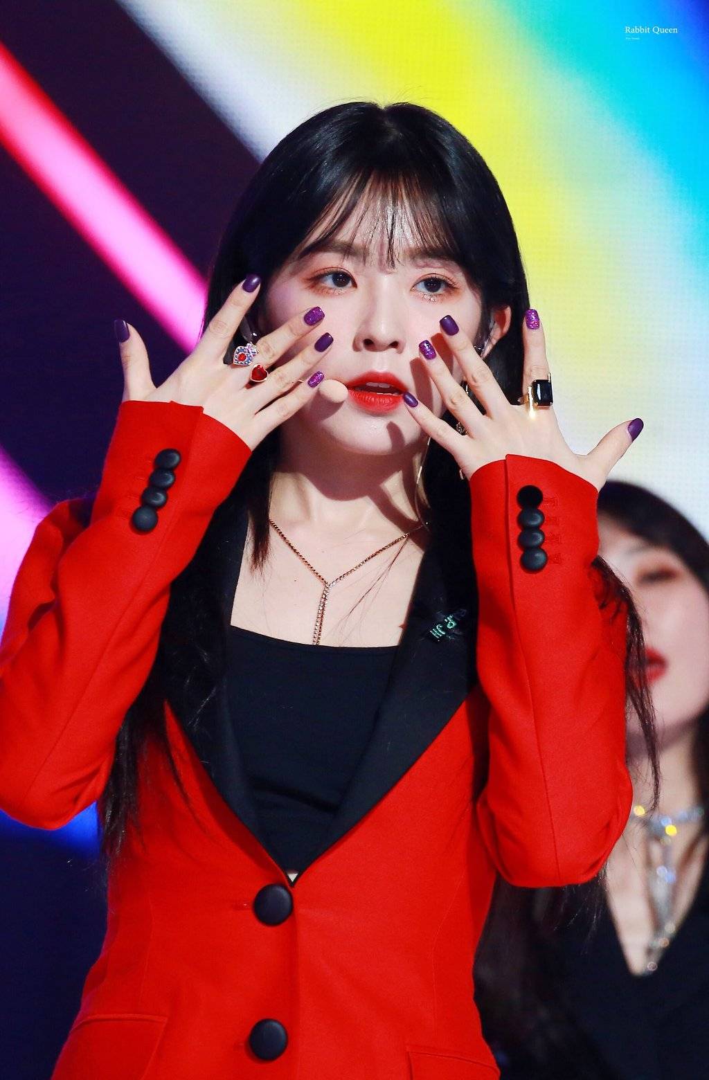 연말에도 예쁜 얼굴천재 아이린.jpg | 인스티즈