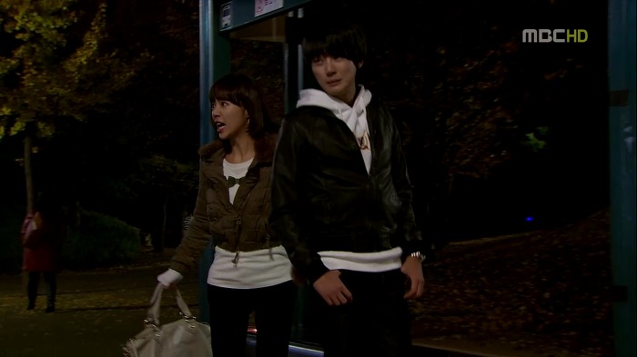 [지붕뚫고하이킥] 띠드버거.jpg | 인스티즈