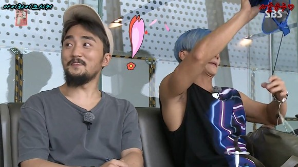 자신만의 독자노선이 확실한 이재진에 당황하는 유병재 | 인스티즈