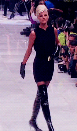 [린다에반젤리스타] 보이쉬 숏커트가 잘 어울리는 슈퍼 탑 모델 | 인스티즈