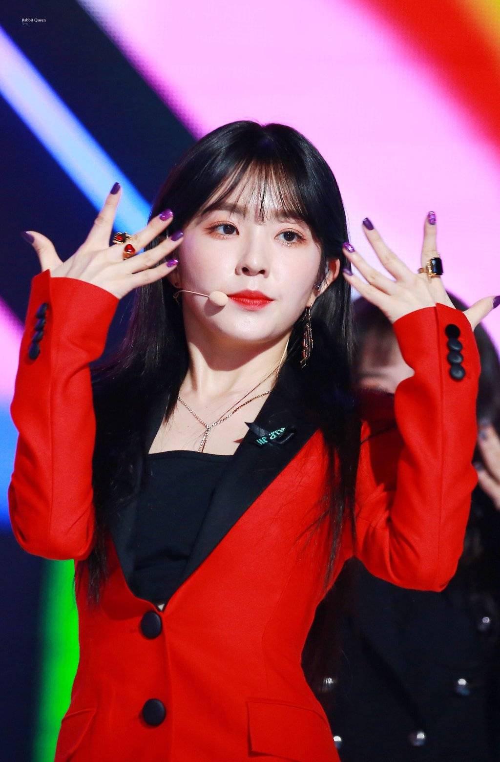 연말에도 예쁜 얼굴천재 아이린.jpg | 인스티즈