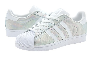 눈사람이 생각나는 흰회 운동화 | 인스티즈