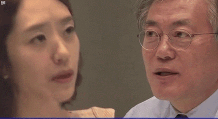 문재인 대통령이 꿈에서 여러번 봤다는 사람..gif | 인스티즈