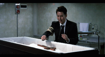 아니... 어떤 아저씨가 장례식장에 노란풍선을 들고온거야; | 인스티즈