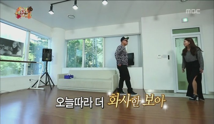 서로의 소속사에 방문하면 눈이 피로할것 같은 SM과 YG | 인스티즈