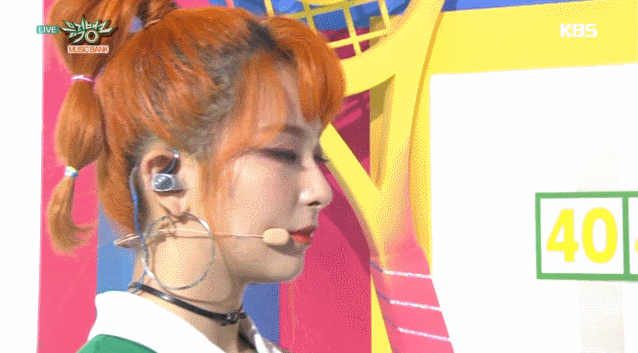 보는 사람도 웃음 참게 만든다는 레드벨벳 배 웃음참기 대회 | 인스티즈