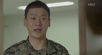 [태양의후예] 군인 남친이 작전 중 전사했다는 소식을 접했을 때 반응.甲 | 인스티즈